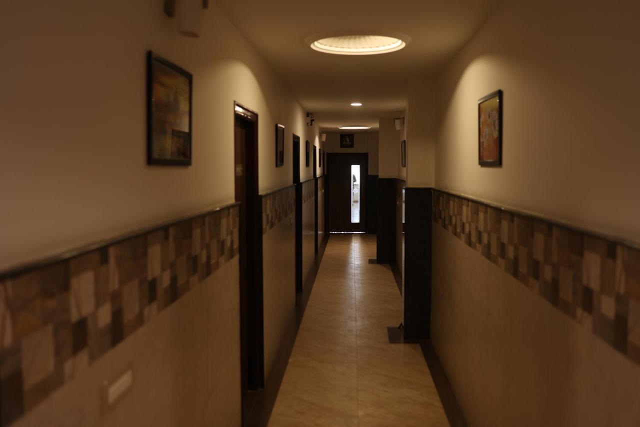 Victory Grand Attibele Hotel Bagian luar foto