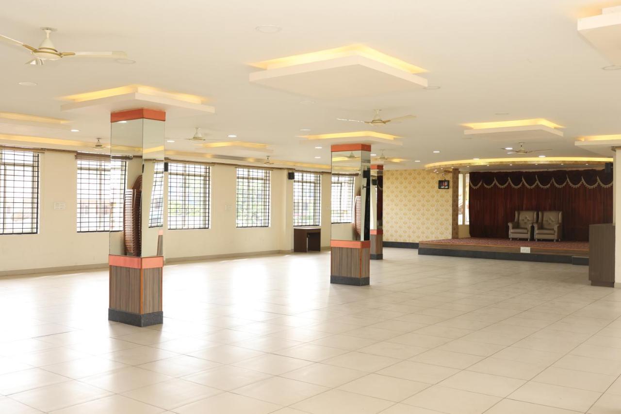 Victory Grand Attibele Hotel Bagian luar foto